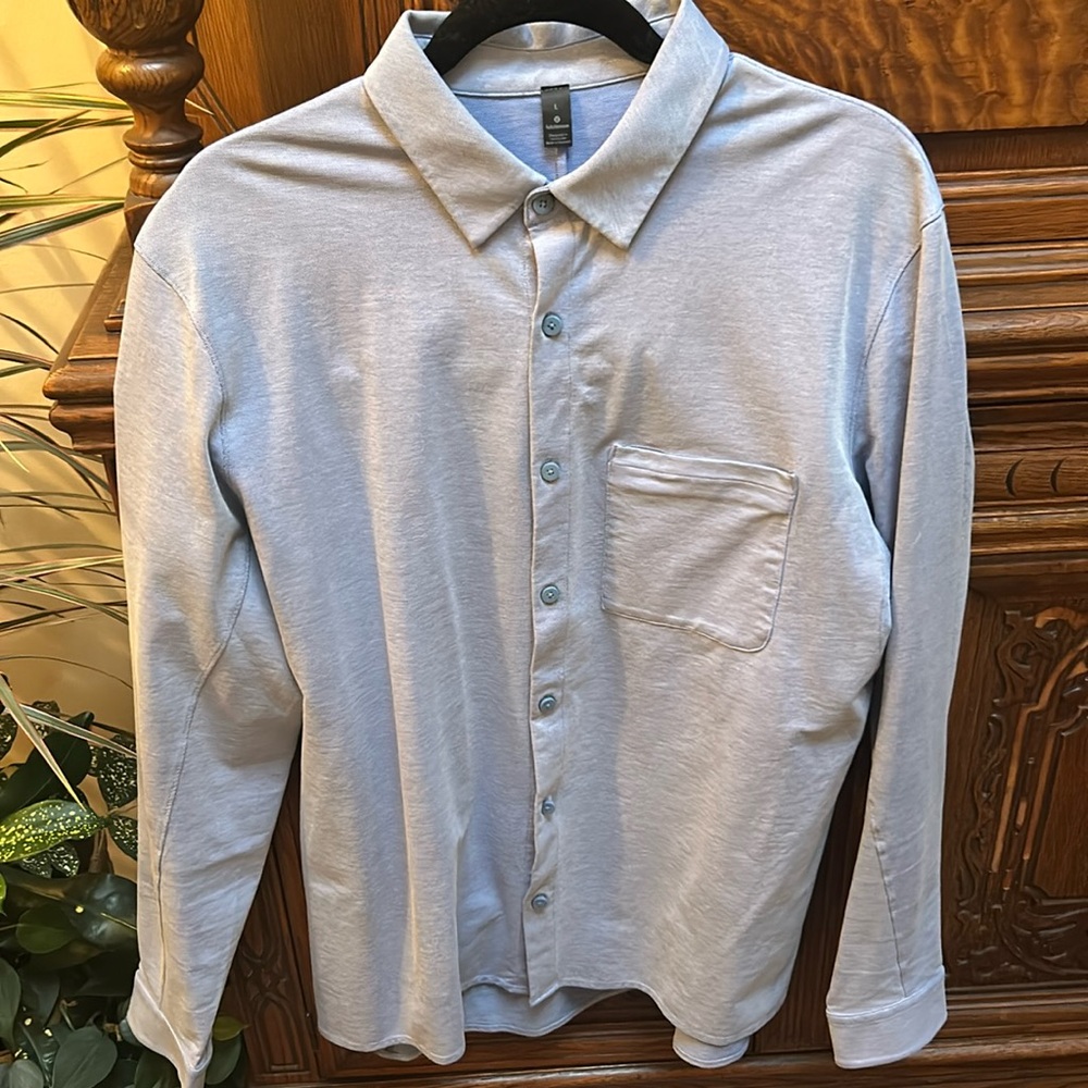Lululemon commission button down shirt